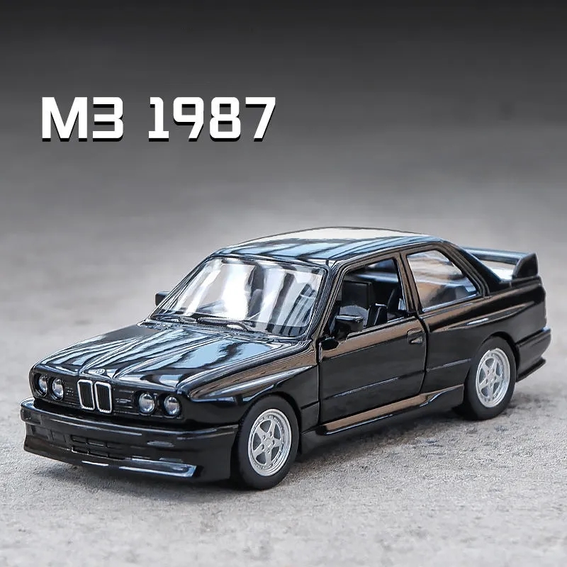 Model Kit Alfa Romeo - 1/36 BMW M3 1987 ของเล่นรถโลหะDiecastsของเล่นแท้ประณีตภายในดึงกลับ 2
