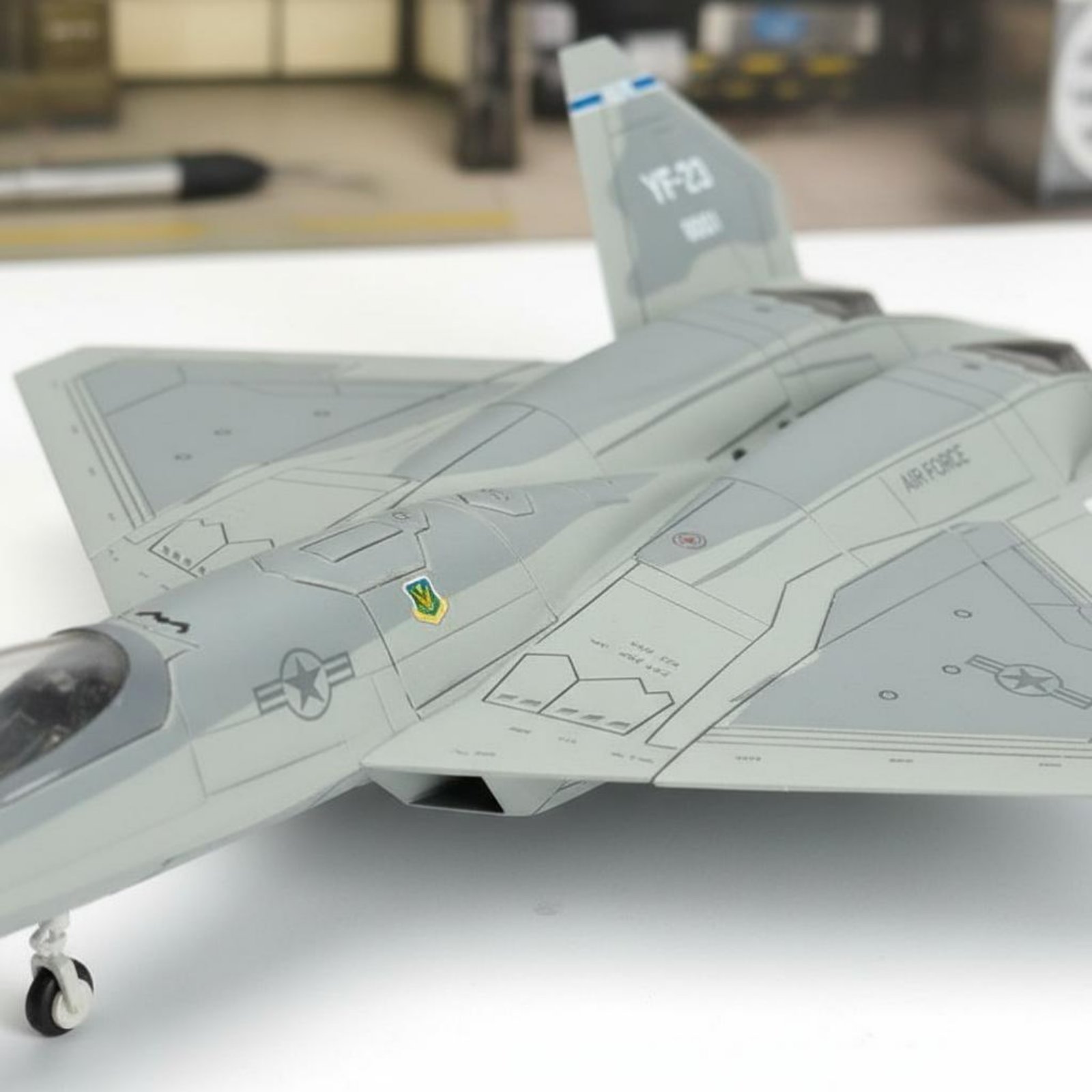 Model Kit Glue - YF-23 โมเดลเครื่องบิน Glueno-Glue Stealth Fighter Model