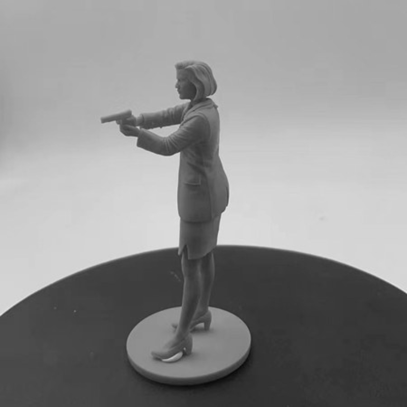 Gillian Anderson Cully 75มมชุด - Model Kit Warhammer บทวิจารณ์และราคา